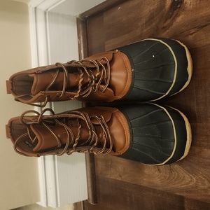 Excellent condition mens size 10 thermolite duck snow rain work boots